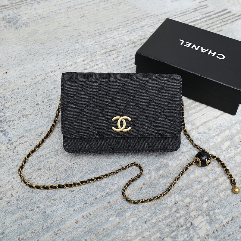 Chanel Handbags 70